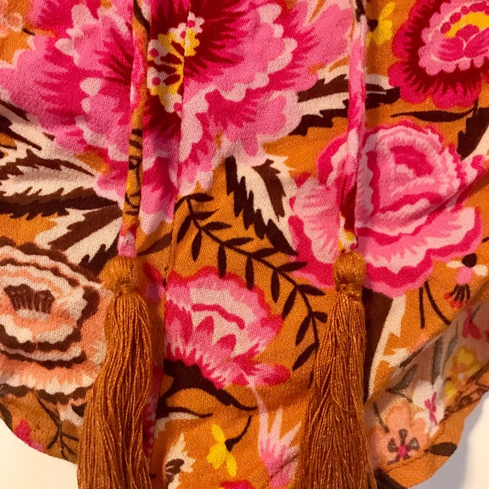 SPELL 🔮 Babushka Shorts NWOT - Picture 7 of 8